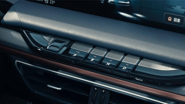 时尚、豪华、智能林肯Z三位一体打造顶级座驾开云体育 开云平台(图3) 时尚、豪华、智能林肯Z三位一体打造顶级座驾开云体育 开云平台(图3)