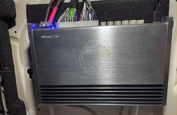 第一次改装汽车音响失败开云 开云体育平台怎么办奥迪A4L升级诗芬尼处理器(图2)