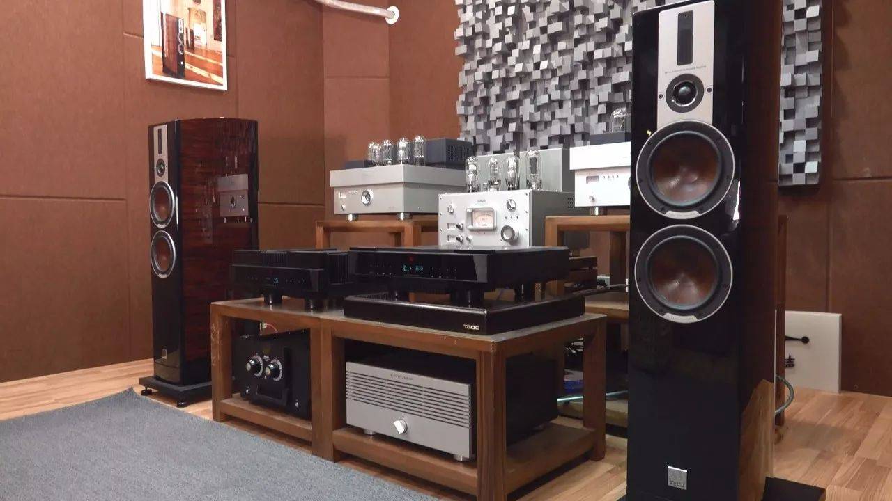 世界十大顶级音响品牌排行榜这些音响品牌你认识多少开云 开云体育平台呢?(图6) 世界十大顶级音响品牌排行榜这些音响品牌你认识多少开云 开云体育平台呢?(图6)