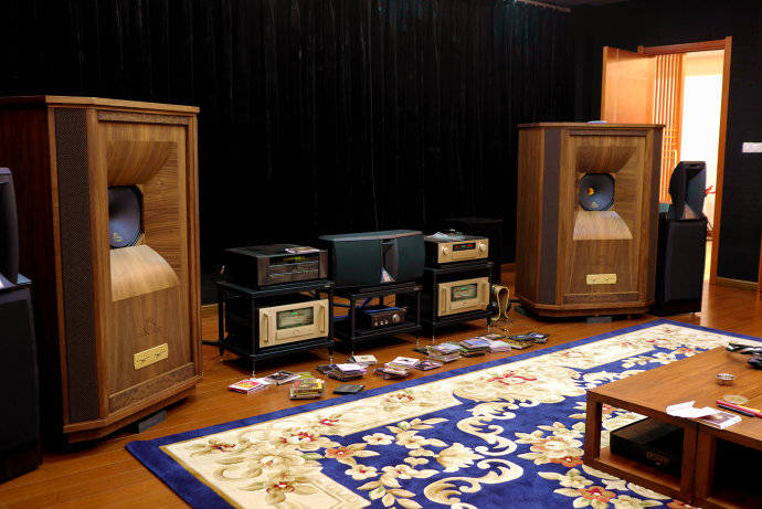 世界十大顶级音响品牌排行榜这些音响品牌你认识多少开云 开云体育平台呢?(图3) 世界十大顶级音响品牌排行榜这些音响品牌你认识多少开云 开云体育平台呢?(图3)